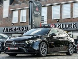 Zwart Gebruikt 2021 Mercedes A180 Business Sedan | € 29.950 (Eerlijke prijs)