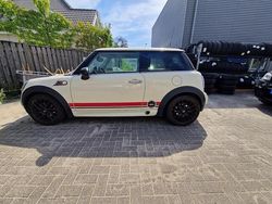 Wit Gebruikt 2010 Mini Cooper Business Hatchback | € 6.750 (Iets duurder)