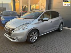 Grijs (metallic) Gebruikt 2012 Peugeot 208 Hatchback | € 4.795 (Eerlijke prijs)