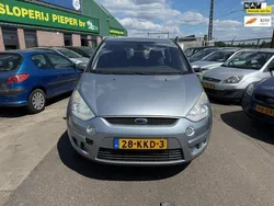 Grijs Gebruikt 2010 Ford S-MAX Titanium MPV | € 1.550 (Goede deal)