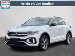 Wit Gebruikt 2023 VW T-Roc Business SUV | € 24.900 (Eerlijke prijs)