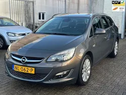 Grijs Gebruikt 2016 Opel Astra Edition Stationwagen | € 4.550 (Eerlijke prijs)