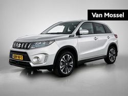 Grijs Gebruikt 2023 Suzuki Vitara Style SUV | € 26.895 (Eerlijke prijs)