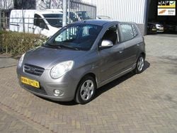 Grijs Gebruikt 2008 Kia Picanto Hatchback | € 2.350 (Eerlijke prijs)
