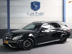Zwart, metallic lak Gebruikt 2013 Mercedes E63 AMG AMG Stationwagen | € 37.495