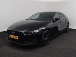 Jet black (zwart metallic) Gebruikt 2024 Mazda 3 Nagisa Hatchback | € 29.740 (Iets duurder)