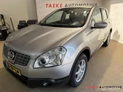 Grijs Gebruikt 2008 Nissan Qashqai Tekna SUV | € 5.450 (Eerlijke prijs)