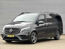 Grijs Gebruikt 2023 Mercedes V300 AMG line MPV | € 61.950 (Super prijs)