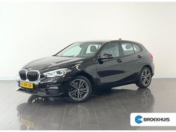 Zwart Gebruikt 2023 BMW 118 Hatchback | € 26.945 (Eerlijke prijs)