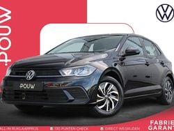 Zwart Gebruikt 2023 VW Polo Life Hatchback | € 19.900 (Eerlijke prijs)