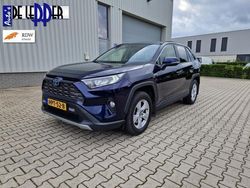 Blauw Gebruikt 2021 Toyota RAV4 Business Edition SUV | € 31.945 (Goede deal)