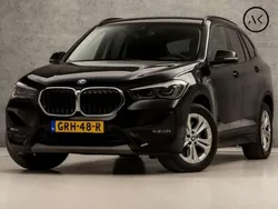Zwart Gebruikt 2022 BMW X1 Sport Line SUV | € 31.445 (Eerlijke prijs)