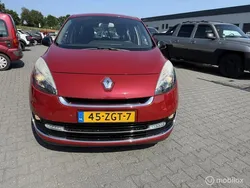 Rood Gebruikt 2012 Renault Grand Scénic III Bose Edition MPV | € 4.499 (Eerlijke prijs)