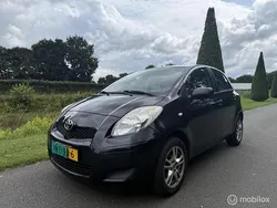 Zwart Gebruikt 2010 Toyota Yaris Cool Hatchback | € 2.999 (Eerlijke prijs)