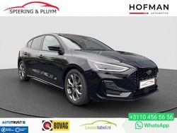 Zwart Gebruikt 2024 Ford Focus ST-Line X Hatchback | € 27.445 (Eerlijke prijs)