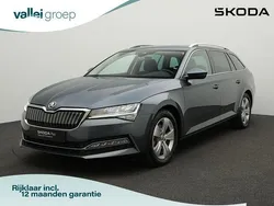 Grijs Gebruikt 2021 Skoda Superb Business Line Stationwagen | € 24.400 (Super prijs)
