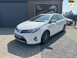 Wit Gebruikt 2014 Toyota Auris Touring Sports Stationwagen | € 12.450 (Goede deal)