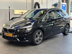 Zwart Gebruikt 2016 BMW 218 Basis Stationwagen | € 17.990 (Iets duurder)