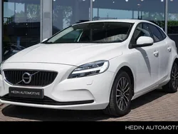 Wit Gebruikt 2018 Volvo V40 Stationwagen | € 19.995 (Eerlijke prijs)