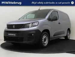 Grijs Gebruikt 2023 Peugeot Partner S MPV | € 16.925 (Iets duurder)