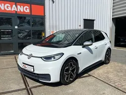 Wit Gebruikt 2020 VW ID.3 Hatchback | € 14.950