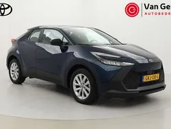 Blauw Gebruikt 2024 Toyota C-HR Active SUV | € 31.999 (Super prijs)