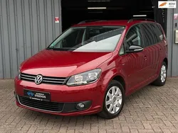 Rood Gebruikt 2012 VW Touran Highline MPV | € 8.995 (Eerlijke prijs)