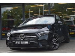 Zwart Gebruikt 2022 Mercedes A250 AMG Hatchback | € 32.900 (Eerlijke prijs)