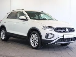 Grijs Gebruikt 2023 VW T-Roc SUV | € 31.900 (Eerlijke prijs)