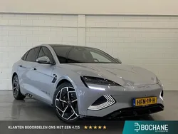 , metallic lak Gebruikt 2025 BYD Seal Design Sedan | € 48.900 (Eerlijke prijs)
