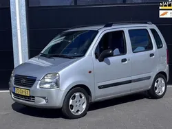 Grijs Gebruikt 2001 Suzuki Wagon R GL Hatchback | € 1.549 (Eerlijke prijs)