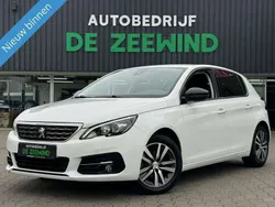 Wit Gebruikt 2018 Peugeot 308 Premium Hatchback | € 9.699 (Eerlijke prijs)