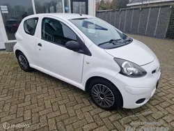 Wit Gebruikt 2010 Toyota Aygo Comfort Hatchback | € 2.950 (Eerlijke prijs)