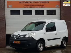 Wit Gebruikt 2013 Renault Kangoo Komfort MPV | € 2.495 (Eerlijke prijs)