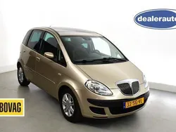 Beige Gebruikt 2006 Lancia Musa MPV | € 4.900 (Eerlijke prijs)
