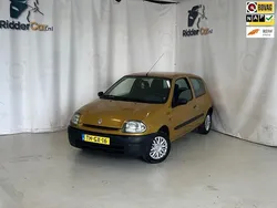 Geel Gebruikt 1998 Renault Clio II Hatchback | € 950 (Iets duurder)