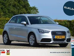Zilver Gebruikt 2011 Audi A1 Attraction Hatchback | € 5.990 (Eerlijke prijs)