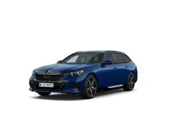Blauw Nieuw 2025 BMW 530e M Sport Stationwagen | € 91.272 (Eerlijke prijs)