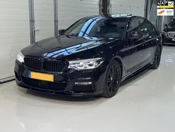 Zwart Gebruikt 2018 BMW 540 Executive Sedan | € 39.850 (Eerlijke prijs)
