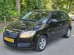 Zwart Gebruikt 2009 Skoda Fabia Hatchback | € 2.699 (Eerlijke prijs)