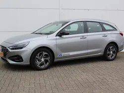 Grijs Gebruikt 2024 Hyundai i30 Comfort Stationwagen | € 25.830 (Duur)