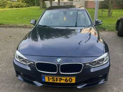 Blauw Gebruikt 2013 BMW 320 Executive Sedan | € 5.600 (Eerlijke prijs)