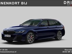 Blauw Gebruikt 2022 BMW 530e M Sport Stationwagen | € 42.900 (Eerlijke prijs)