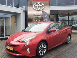 Rood Gebruikt 2016 Toyota Prius Business Edition Hatchback | € 14.999