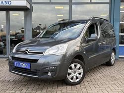 Grijs Gebruikt 2017 Citroën Berlingo PureTech MPV | € 9.950 (Goede deal)