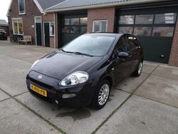 Zwart Gebruikt 2017 Fiat Punto Lounge Hatchback | € 6.950 (Iets duurder)