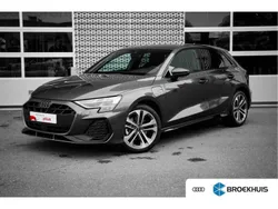 Grijs Gebruikt 2025 Audi A3 Sportback Hatchback | € 49.900