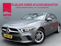 Grijs Gebruikt 2020 Mercedes A180 Business Hatchback | € 20.899 (Super prijs)