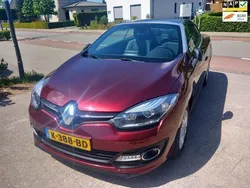 Paars Gebruikt 2015 Renault Mégane Cabriolet Cabriolet | € 7.999 (Iets duurder)