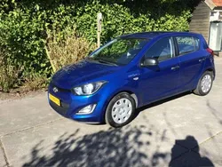 Blauw Gebruikt 2012 Hyundai i20 Edition MPV | € 4.450